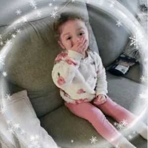 Meet your Posher, Connie